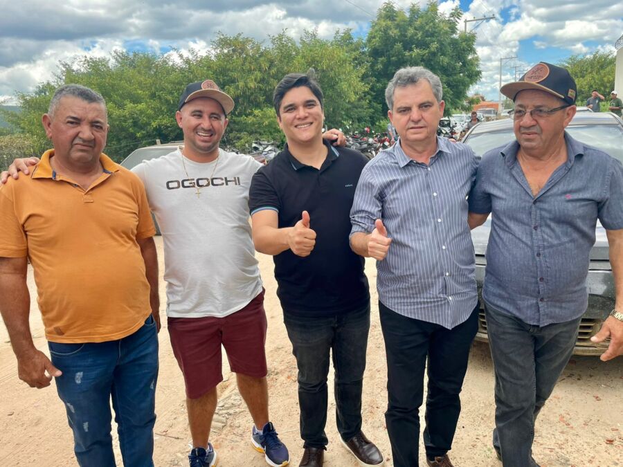 WhatsApp Image 2024 03 11 at 07.28.03 Com apoio de lideranças, encontro político confirma chapa Dr. Pedro e Nozinho como pré-candidatos à reeleição em Sebastião Laranjeiras