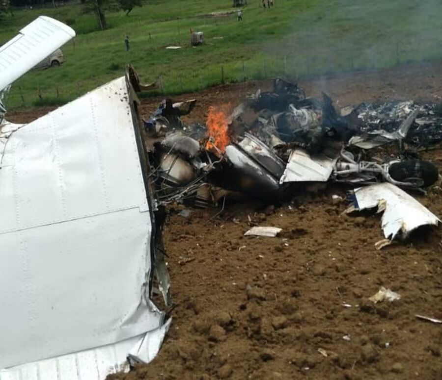 whatsapp image 2024 03 14 at 11.19.14 Piloto morre após queda de avião em São Sebastião do Passé, no interior da Bahia; avião estava vindo para Guanambi