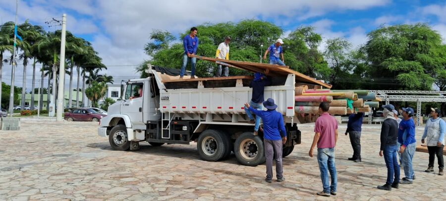 WhatsApp Image 2024 04 22 at 10.24.54 Prefeitura de Guanambi inicia preparação da Praça do Feijão para o tradicional São João do Gurutuba; evento movimentará a economia local