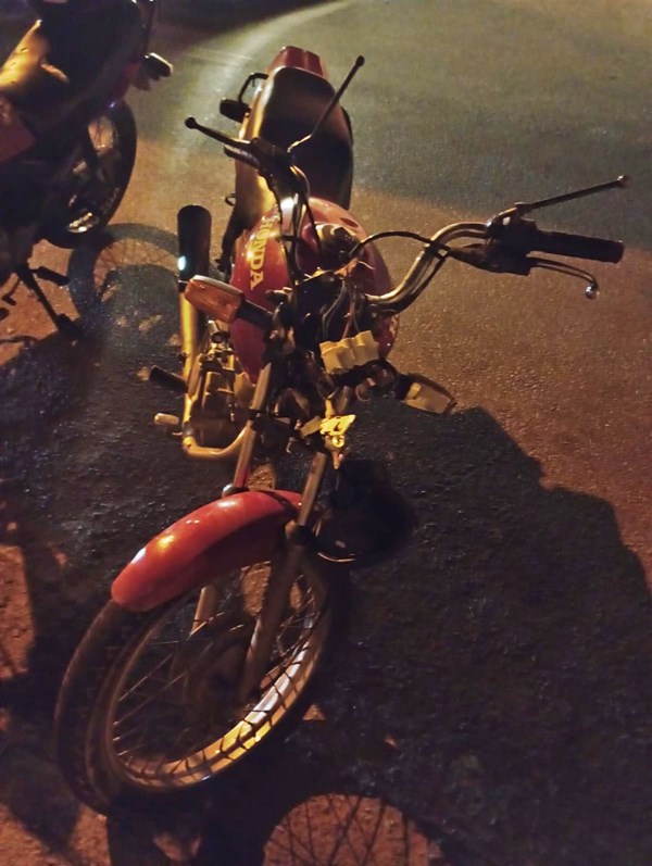 Casal de 16 anos fica gravemente ferido após cair de motocicleta em alta velocidade em Guanambi