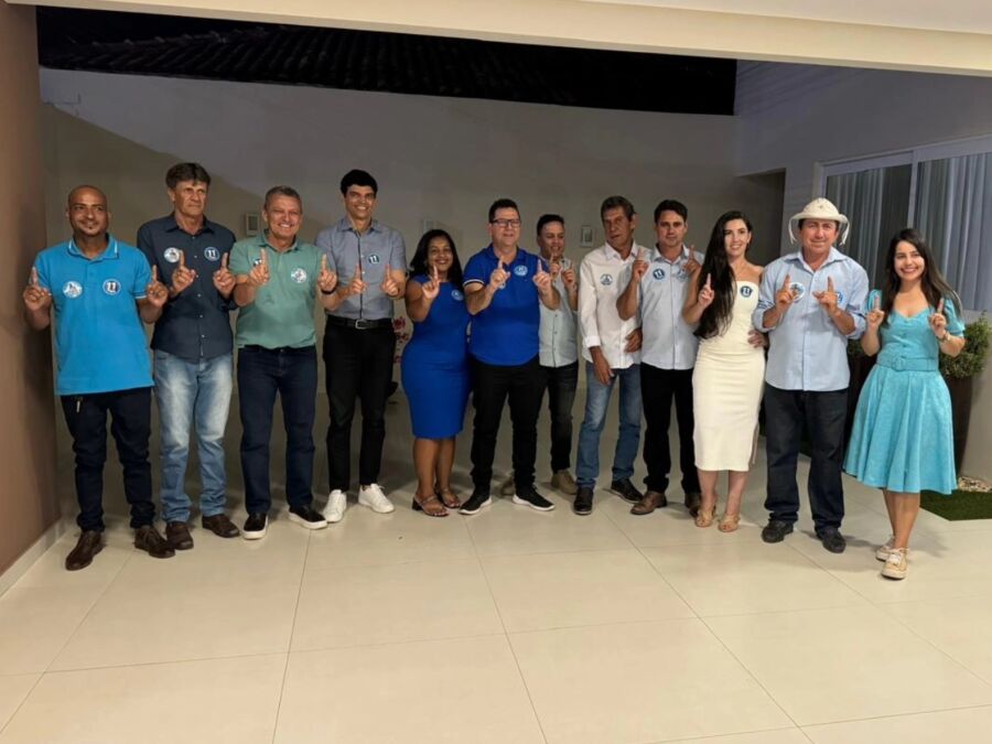 TANQUE NOVO Deputado Charles Fernandes participa ativamente do encerramento de campanhas em cidades da região