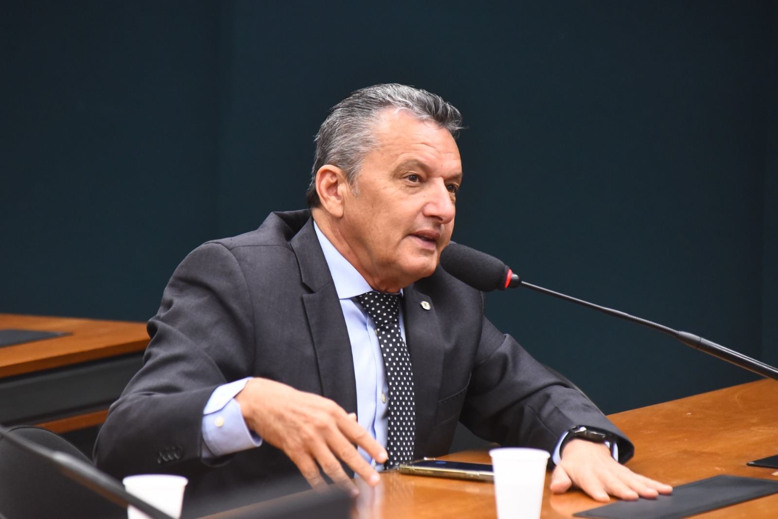 CHARLES COMISSÃO CHARLES COMISSÃO