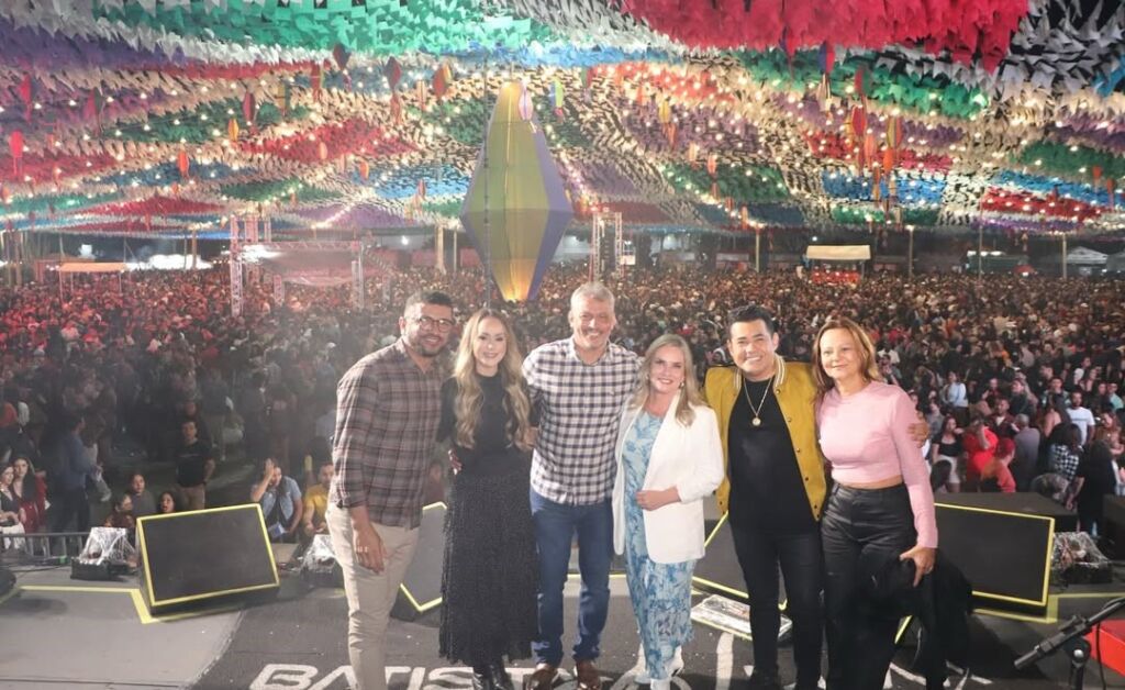 WhatsApp Image 2025 06 22 at 18.55.30 A convite do prefeito de Guanambi, deputados e gestores da região prestigiam o São João do Gurutuba