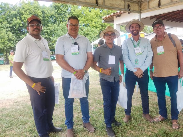 Prefeitura de Iuiu participa de eventos técnicos para fortalecer a produção leiteira no município