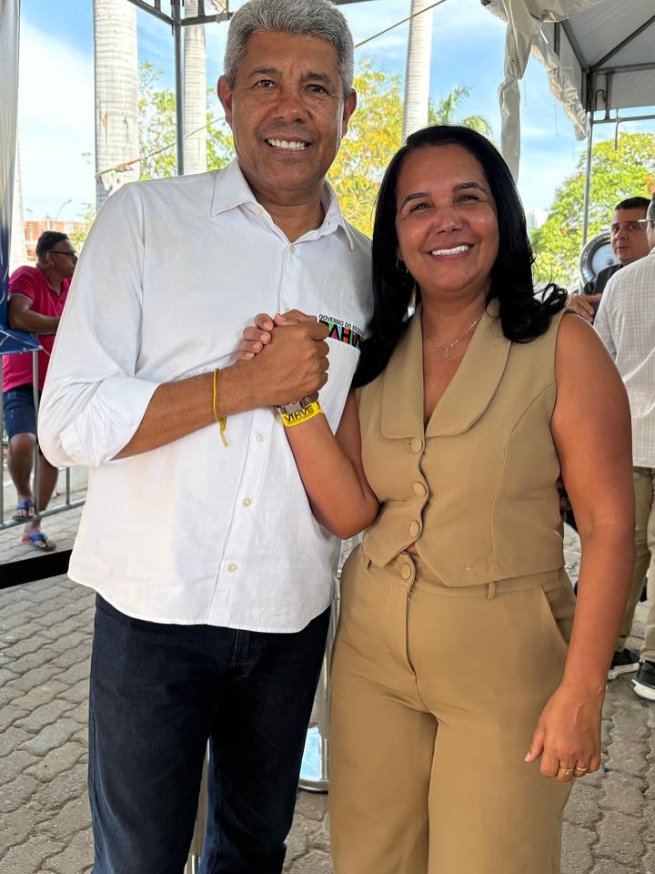 SaveClip.App 532539179 18040271996653853 8237135269550889747 n Prefeita de Iuiu participa de agenda com governador e secretária de Saúde em Guanambi