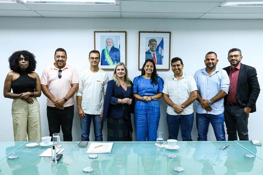 SaveClip.App 534256376 18375166498194704 9047366406618782784 n Prefeito de Urandi, Warlei Oliveira, cumpre agenda em Salvador ao lado da deputada Ivana Bastos