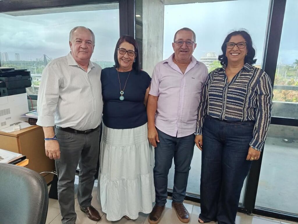 SaveClip.App 539556889 18039408539662050 1231007431224811759 n Prefeito João Veiga apresenta demandas da cultura em Salvador