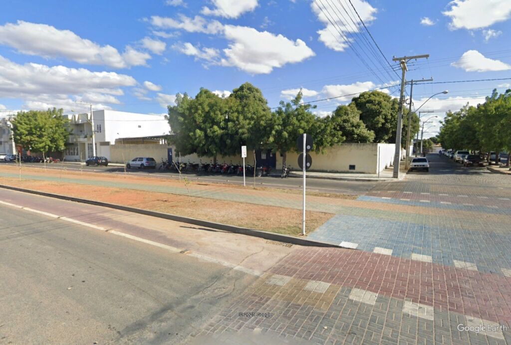 WhatsApp Image 2025 08 04 at 11.35.59 Lançado edital para construção da nova Escola Municipal Emília Mila de Castro em Guanambi