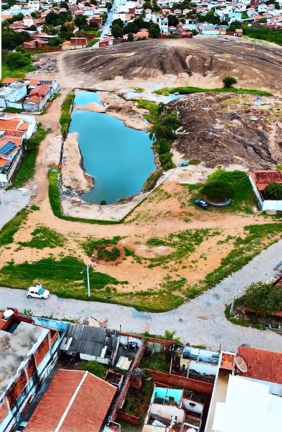 WhatsApp Image 2025 08 04 at 14.49.00 PMG finaliza licitação para revitalização e construção de praça na área do Lajedo Novo; Ordem de Serviço será assinada nos próximos dias