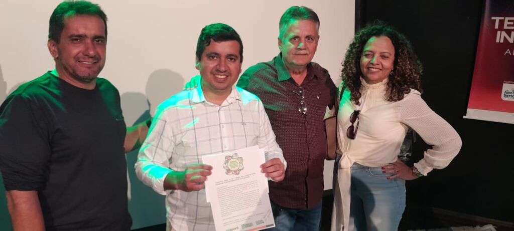 WhatsApp Image 2025 08 16 at 01.14.00 1 Igaporã participa do lançamento do Programa Território Inovador e oficializa convite para a 3ª Feira da Agricultura Familiar