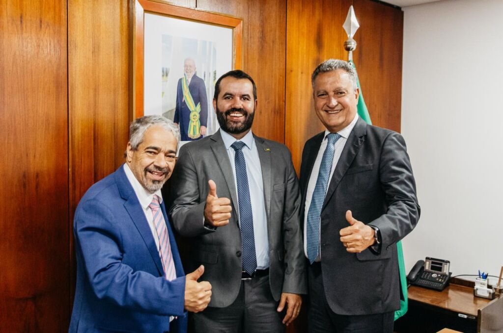 WhatsApp Image 2025 10 09 at 12.10.27 Vitória para Jacaraci: Prefeito Detinho garante obras federais em reunião com o ministro Rui Costa em Brasília