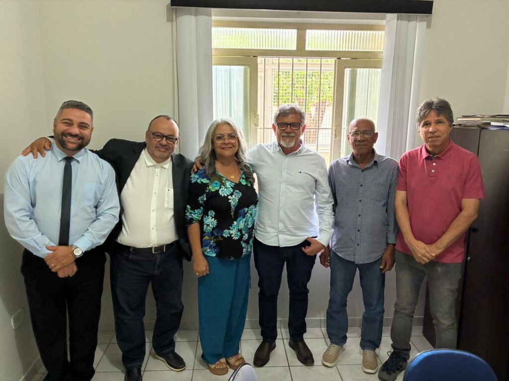 WhatsApp Image 2025 10 20 at 16.20.53 Sindicato dos Empregados promoverá a Sala de Negociação 2025 em Guanambi