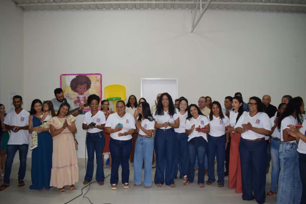 WhatsApp Image 2025 11 10 at 07.08.34 1 Prefeitura de Pindaí entrega ampliação e requalificação da Escola Durval Borges em Paus Pretos