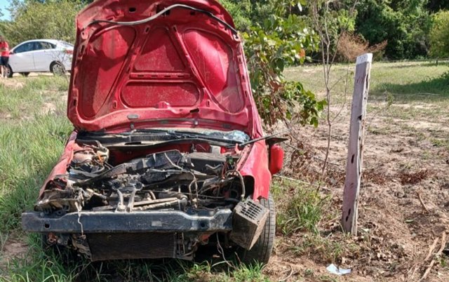 dsfsfs Acidente na BR-430 deixa um morto e duas pessoas feridas em Caetité