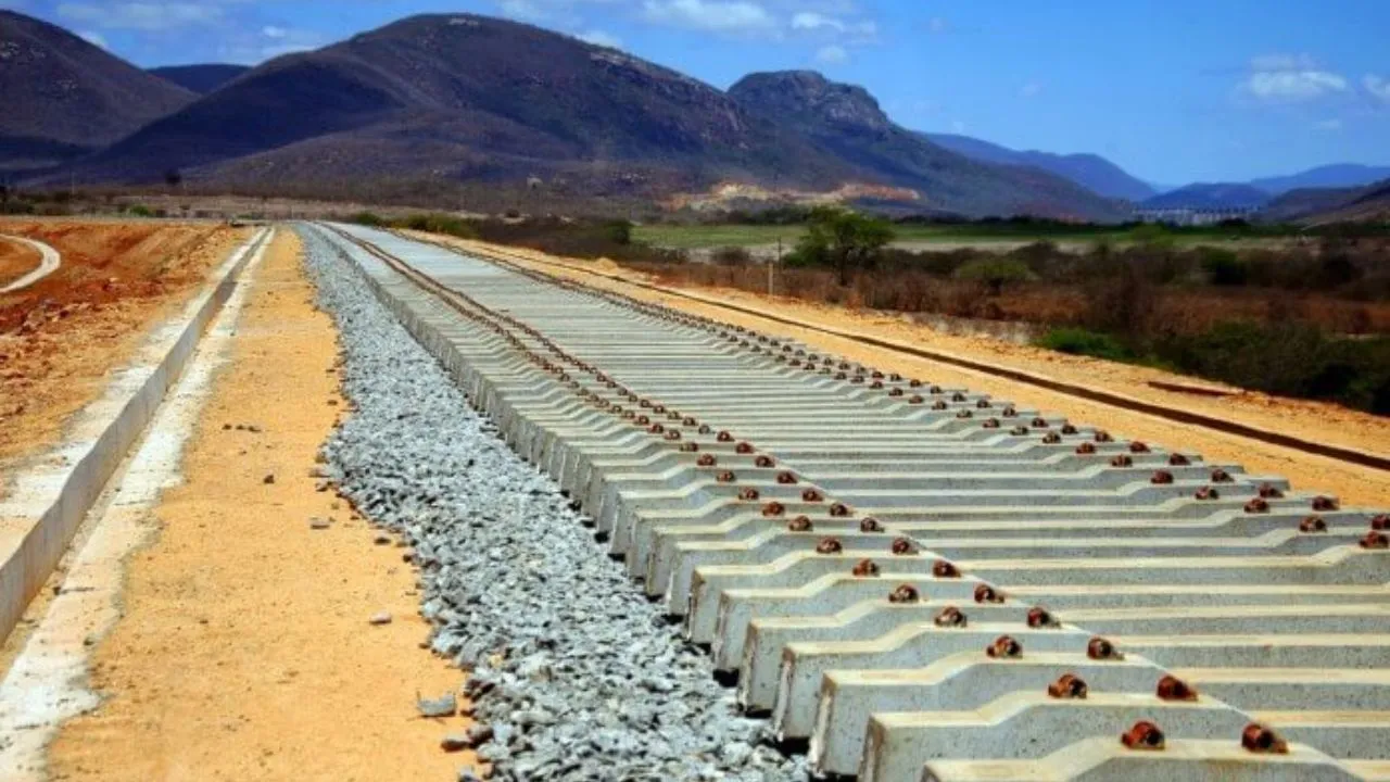6722-Bahia-Ferrovias-assumiu-retomada-de-obras-da-Fiol-entre-Caetite-e-Brumado