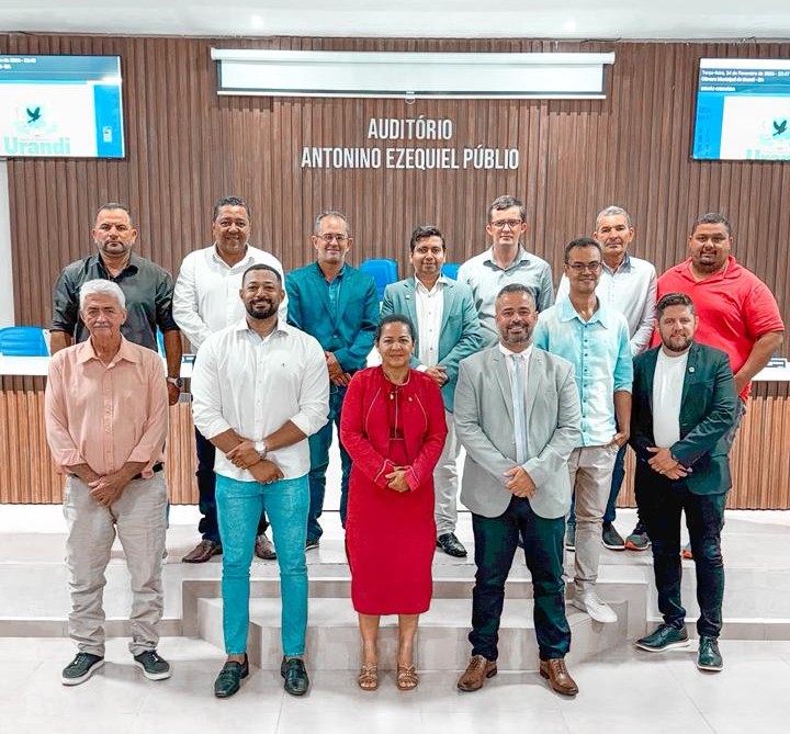 WhatsApp Image 2026 02 25 at 08.24.06 Prefeito Warlei Oliveira participa da abertura dos trabalhos do Legislativo em Urandi