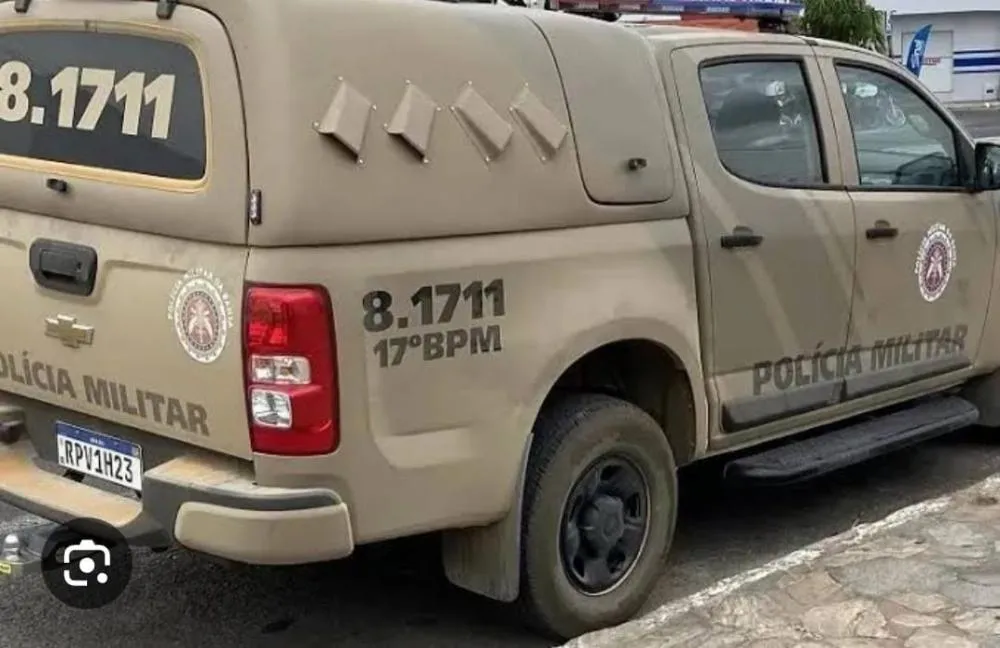 5743 carro policia Idoso de 73 anos é encontrado morto dentro de residência em Guanambi