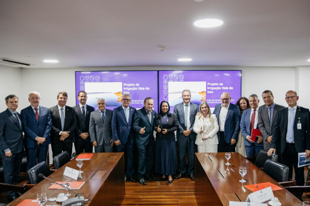 MG 9086 Prefeita de Iuiu participa de agenda em Brasília sobre irrigação do Vale do Iuiu e apresenta demandas do município