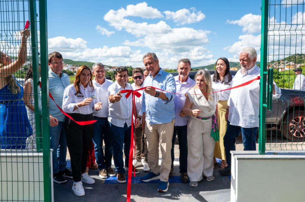 WhatsApp Image 2026 03 12 at 17.32.51 Deputado Charles Fernandes participa de inaugurações de colégio estadual e CAPS em Urandi