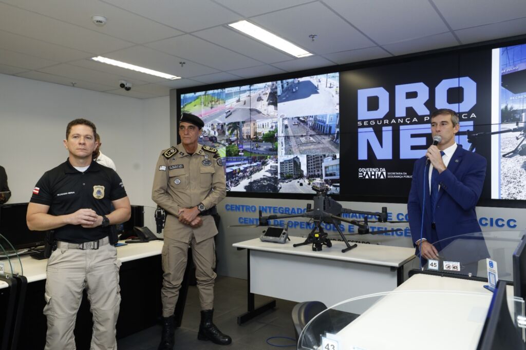 WhatsApp Image 2026 03 27 at 16.18.44 2 Governo do Estado entrega novos superdrones para intensificar combate a facções criminosas na Bahia