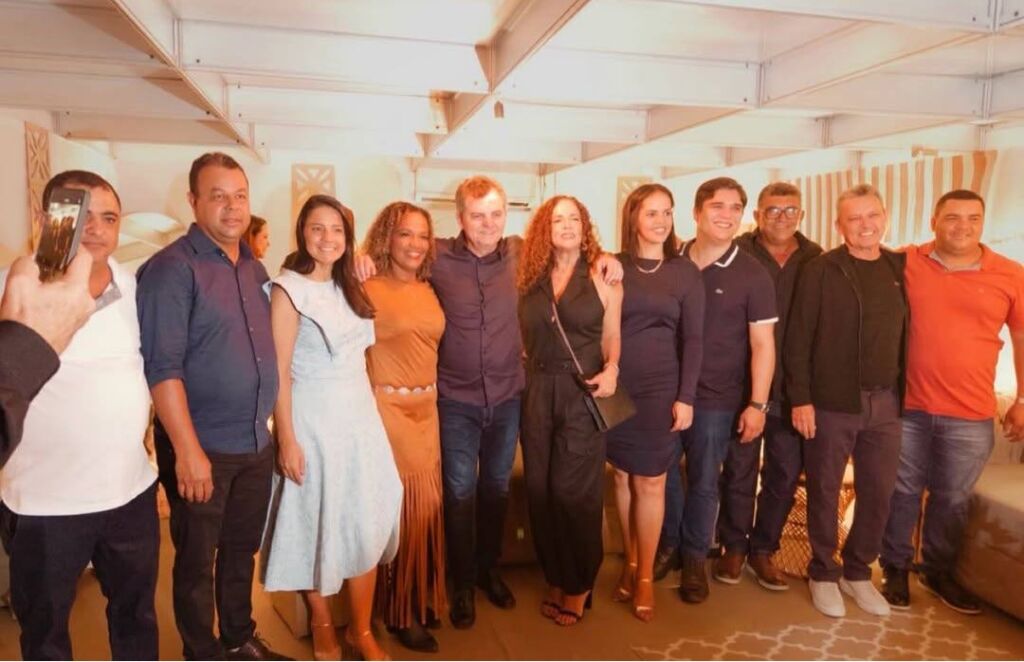 669928079 1516038653421816 1015760821411133397 n Deputado Charles Fernandes participa das comemorações de emancipação política em Pindaí e Sebastião Laranjeiras