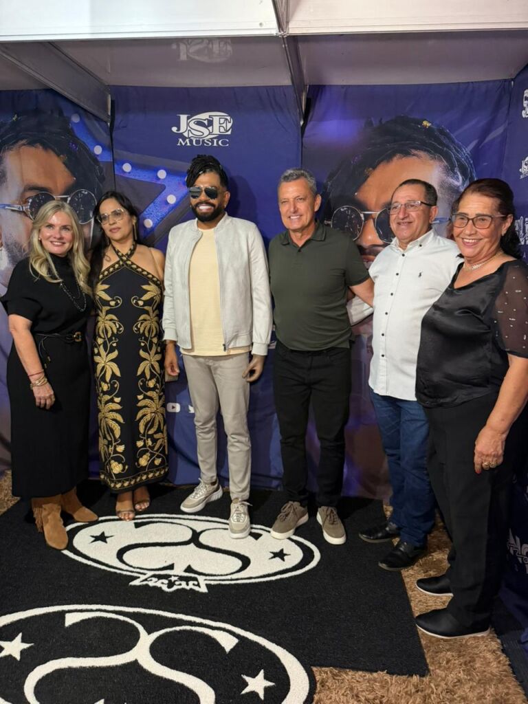 WhatsApp Image 2026 04 12 at 13.50.16 1 Pindaí encerra semana comemorativa dos 64 anos com shows e grande participação popular