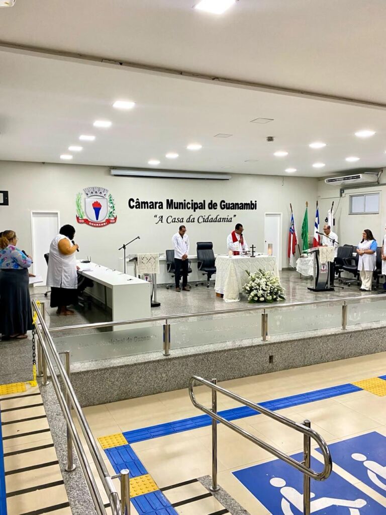 202606030742441780483364c37000 Câmara Municipal de Guanambi recebe imagem de Santo Antônio e celebra missa pelos festejos do Padroeiro