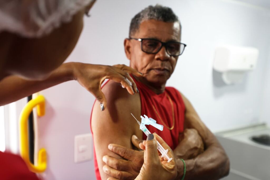 WhatsApp Image 2026 06 08 at 11.50.02 Bahia amplia vacinação contra a Influenza para toda a população acima de seis meses de idade nos 417 municípios