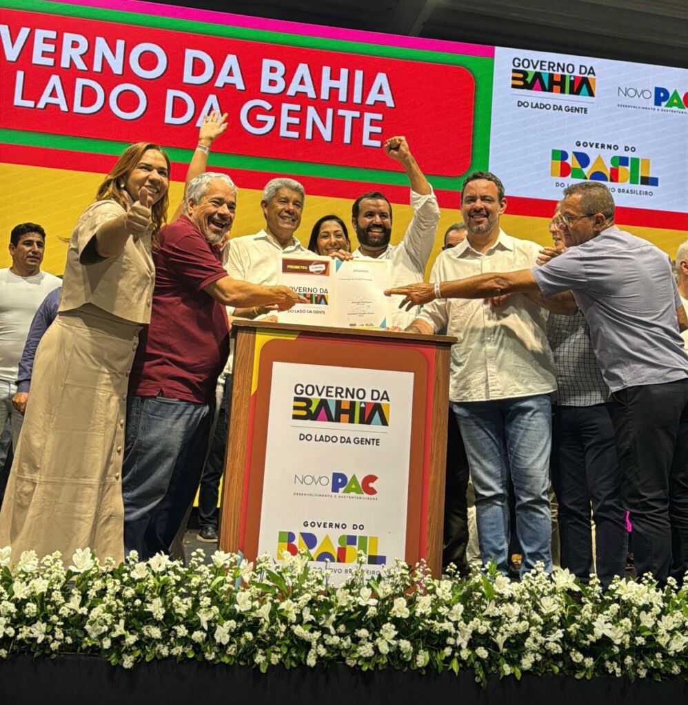 WhatsApp Image 2026 06 13 at 12.52.13 Prefeito Detinho participa da assinatura da ordem para construção do novo Hospital Municipal de Jacaraci