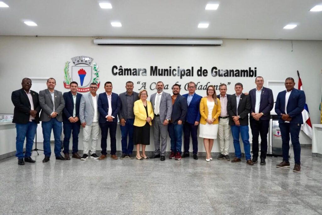20260804120051178585565113ce30 Câmara de Guanambi abre os trabalhos legislativos do segundo semestre de 2026