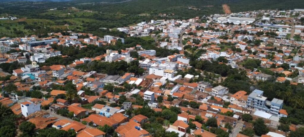 Vista aerea de Urandi BA SUDOESTE | Saiba quem é o ex-prefeito condenado a ressarcir R$1,7 milhão por irregularidades em contratos