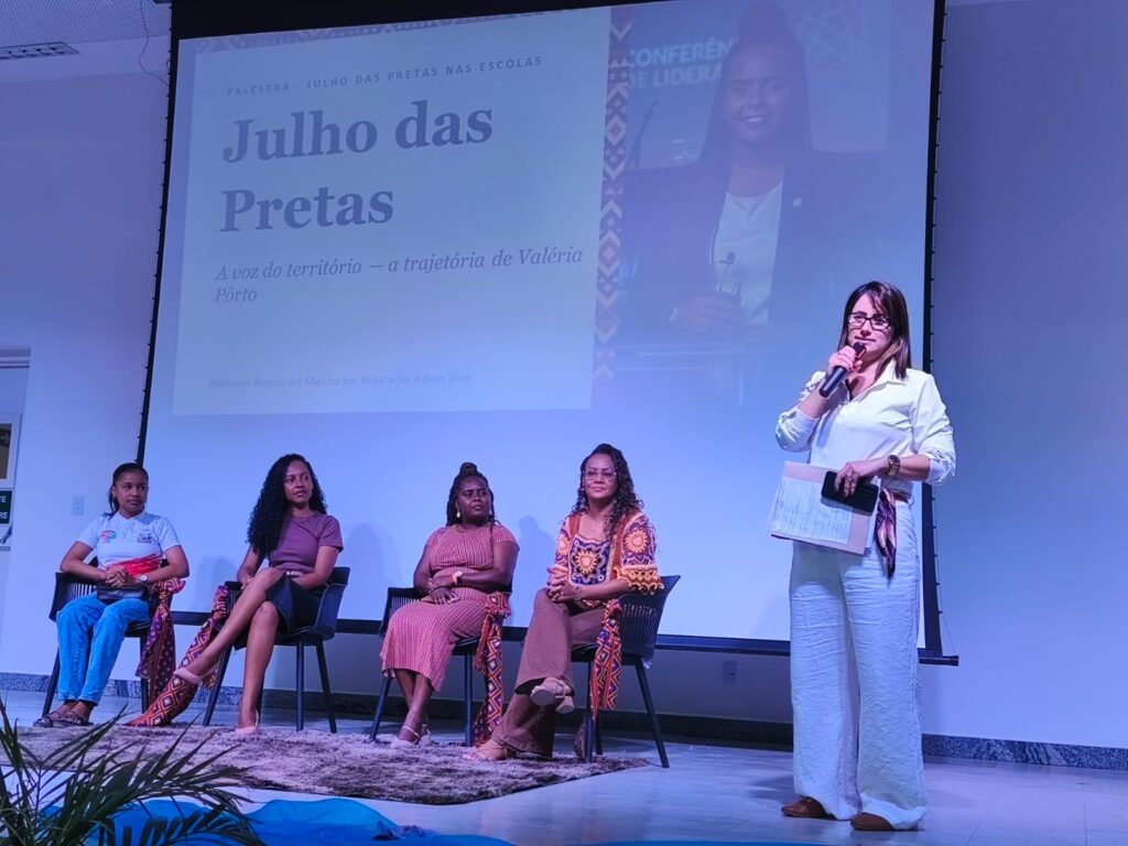 WhatsApp Image 2026 08 05 at 11.30.59 1 Escola de Tempo Integral de Malhada realiza 1º Seminário Antirracista durante Julho das Pretas