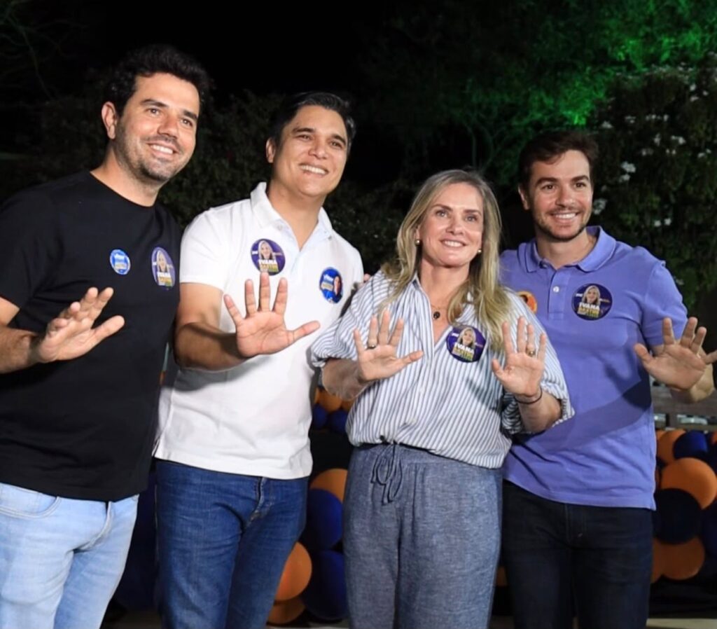 WhatsApp Image 2026 08 26 at 16.39.24 Ivana Bastos apresenta Vitor Bonfim como seu deputado federal em Guanambi