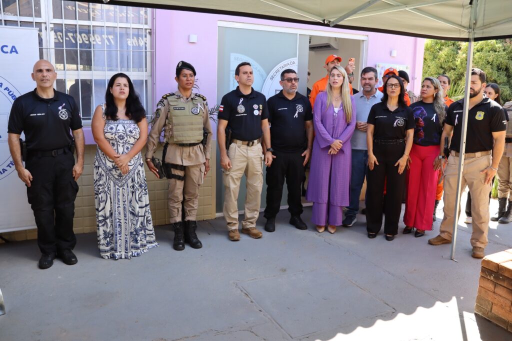 1788293610578 766777782 Representantes da Prefeitura de Guanambi marcam presença na inauguração da Sala Lilás do DPT e reforçam parceria da rede de proteção às mulheres