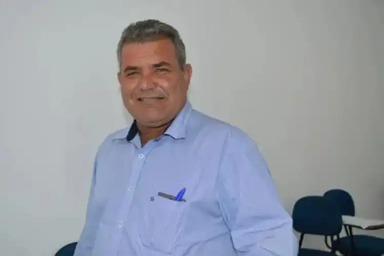 Ueliton Valdir Palmeira Souza TSE reforma decisão do TRE-BA e afasta cassação do prefeito Didi em Contendas do Sincorá