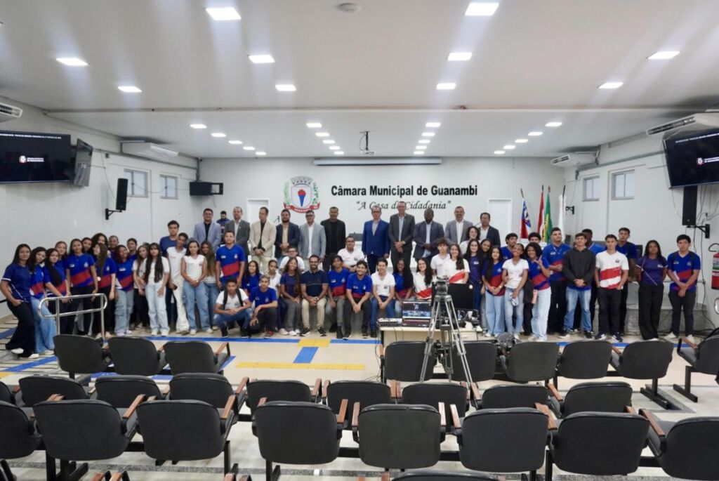 2026102711452117931123212fc9c0 Câmara de Guanambi recebe alunos do CEEP durante Sessão Ordinária