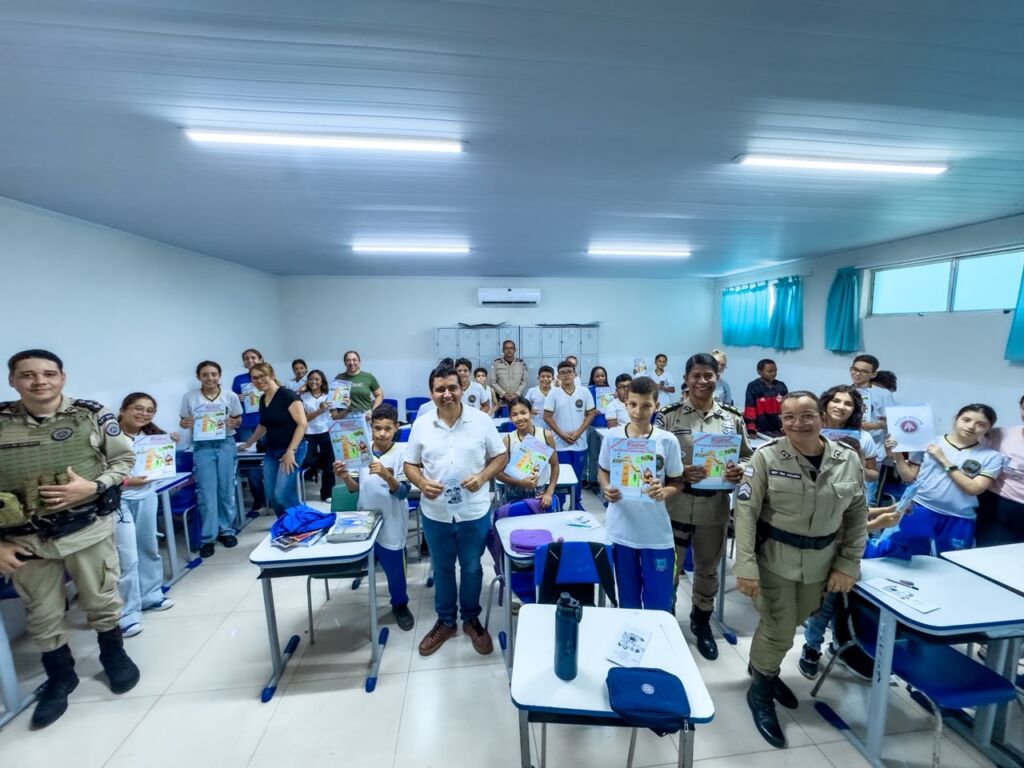 WhatsApp Image 2026 10 29 at 11.20.51 Prefeitura de Urandi e Polícia Militar promovem ações do PROERD para estudantes da rede municipal